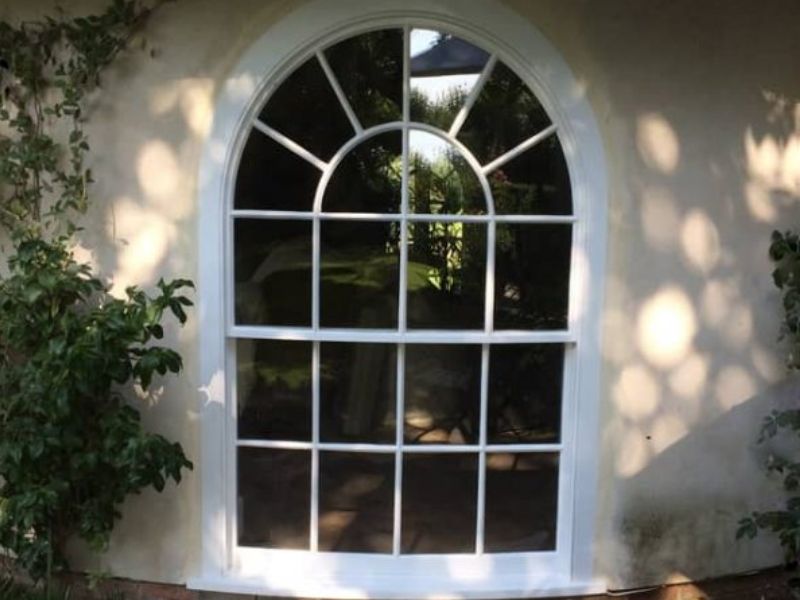 Curved Sash With Sash